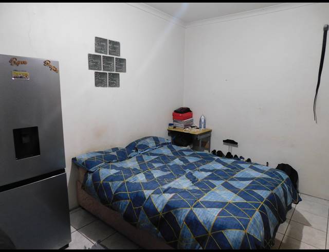 3 BEDROOM HOUSE FOR SALE IN MONTFORD